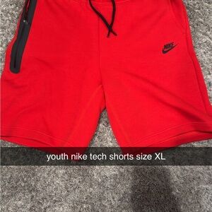 Nike Youth Red Tech Shorts XL